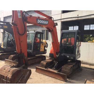 Strong Power Construction Equipment Doosan DH60 Model for heavy work / Working Condition Excavator for sale